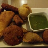 apetizer assortment at Arya Bhavan in Chicago