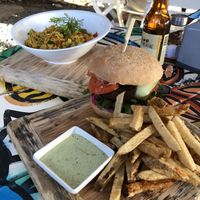 Veg curry and veg burger at Meraki in Salento