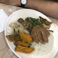 healthy rice meal at Guó Xiāng Yuán SùShí 國香園素食 in Hualien