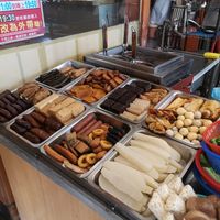 Buffet but not worth it too expensive. 185 NTD a full plate at Guó Xiāng Yuán SùShí 國香園素食 in Hualien