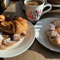 Vegan franzbrötchen 🥨🌱 at Nur Hier - Grindelallee in Hamburg
