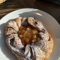 Vegan franzbrötchen 🥨🌱 at Nur Hier - Grindelallee in Hamburg