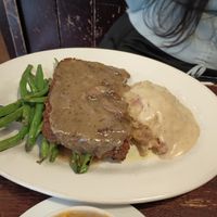 Lentil truffle mushroom loaf with mashed potatoes and green beans at The Chicago Diner - Lakeview in Chicago