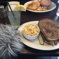The Reuben, Mac and cheeze, and a lemon soda, all so great! Don’t mind my Star Trek tribble, he’s my travel buddy! It’s faux of course! Lol at The Chicago Diner - Lakeview in Chicago