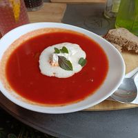 Vegan tomato soup at Kavárna Bárka in Cernosice