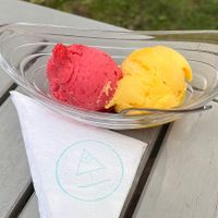 Ice cream  at Kavárna Bárka in Cernosice