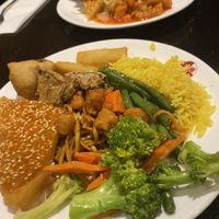 Yummy buffet options  at Su Vegan Buffet in West London