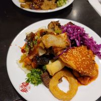 All you can eat 9£ (Sunday lunch) at Su Vegan Buffet in West London