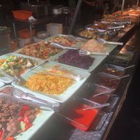 The buffet from the cold end  at Su Vegan Buffet in West London