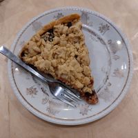 Streuselkuchen (crumble cake) at Perle Kaffeebar in Mannheim
