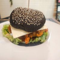 Abalone mushroom charcoal bun burger at Vege Art 艺素 in Johor Bahru