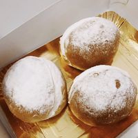 Maritozzi  at Zia Esterina in Garbagnate Milanese