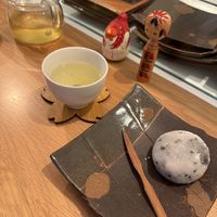 Hon gyokuro and sesame anko daifuku  at Marutcha in Lausanne