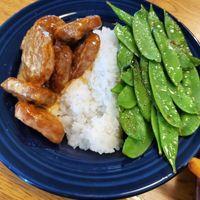 Bang Bang Chicken Bowl with steamed rice and snow peas at The Water Tree Cafe in Myrtle Beach
