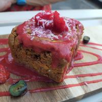 Carrot cake at Vegane Glorie in The Hague