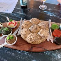 Planking for 2 (or 3!) at Vegane Glorie in The Hague