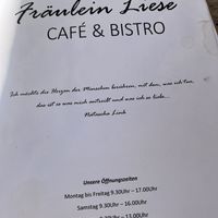 Liebe Natascha, das merkt man an der Einrichtung und der Liebe zum Detail. Leider fehlt es beim Personal und vor allem den Gerichten  at Fräulein Liese in Aschaffenburg