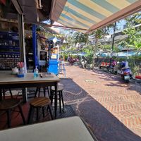 Table au bord du canal at Tony's in Bangkok