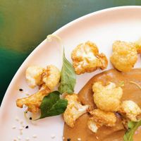 Fried cauliflower with mole at KLE in Zurich
