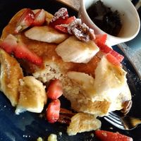 BEST DAMN PANCAKES IN MADISON 😍😋👌 AND vegan!!! at Migrants in Madison