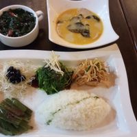 Thai coconut chicken rice - it came with a seaweed soup! at Fēng Wèi Tíng 豐味亭 in Taipei