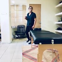 Terapia Física & alineación quiropráctica.  at Smart Break in Acapulco