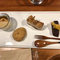 Dessert platter  at Veganic Monkey Magic 浅草 in Tokyo