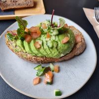 Avocado toast at Kaffee Kamiel in Bruges