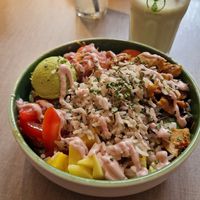 Rainbow bowl at Katzentempel in Regensburg