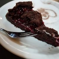 Schoko-Kirsch Kuchen at Katzentempel in Regensburg