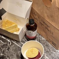 Dessert to go 🤩! Zesty lemon cake 🍋🍰✨, complimentary cookies 🤭 & peach 🍑 kombucha!   at The Hungry Tapir in Kuala Lumpur