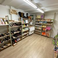 Shoes, food for pets and more at VEGA-LIFE in Amsterdam