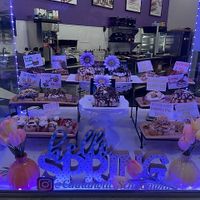  at Cinnaholic in Schaumburg