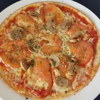 Margherita pizza + extra mushroom at Pizzarella Misokimch in Tanah Rata