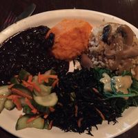 Macrobiotic bowl at Blind Faith Cafe in Evanston