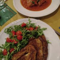 Bistecca di seitan e involtini at Osteria VegGente in Marino