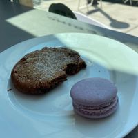 GF macaron and choc chip cookie at Lulu Green in Boston