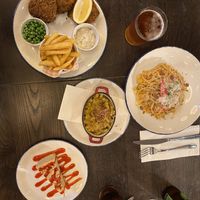 Vegan fish&chips, Ndjua Pasta, Mac’n’cheese and cheesecake  at Wulf & Lamb Marylebone in London