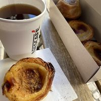 Pastel de nata and lemon coffee.   at VeganNata - Campo de Ourique in Lisbon