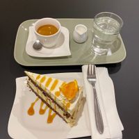  at Vegan Loving Hut Neubau in Vienna