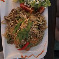 Pad Thai  at Vegan Loving Hut Neubau in Vienna