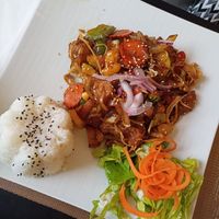 Kung Pao at Vegan Loving Hut Neubau in Vienna