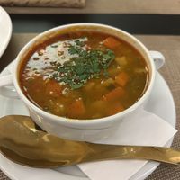 
Gulaschsuppe 6,50€
  at Vegan Loving Hut Neubau in Vienna