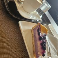 Beerentorte (vegan) at Vegan Loving Hut Neubau in Vienna