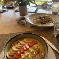 Vegan, banana, cashews, mango bowl at Suma Restaurant in Gerokgak