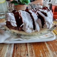 Vegan banana and PB sundae at Farmhouse Bistro in Harrogate