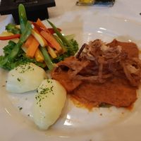 Vegan seitan with steamed potato at Anacardos in Cartagena
