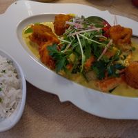 Gemüsecurry mit panierten Blumenkohlröschen at Gasthaus Am See in Hainspitz