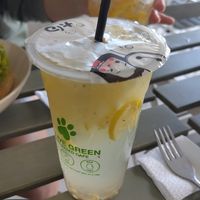 Lemon Lemonade at Oh Live Green in Angeles