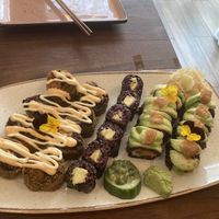 Vergeet niet om de crunchy sushi te proeven  at Vegan Sushi Bar - Kinkerstraat in Amsterdam